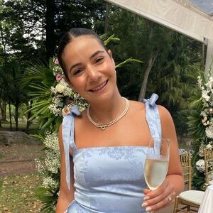 Meet your Posher, Hanadi